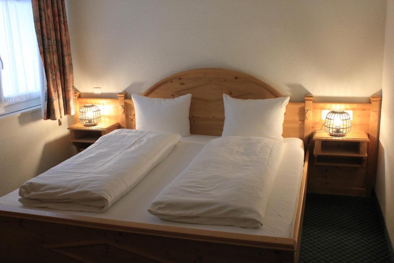 Grichting Hotel & Serviced Apartments Лойкербад Экстерьер фото